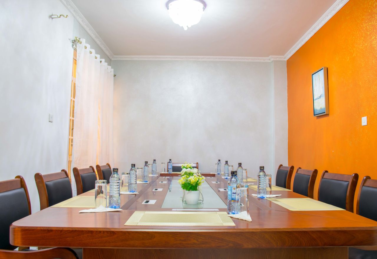 Limpopo Hotel Suites - Conference Room